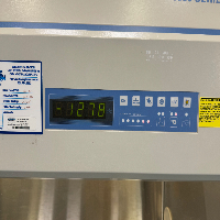 Thermo 1300 Series A2 4' BioSafety Cabinet image 2